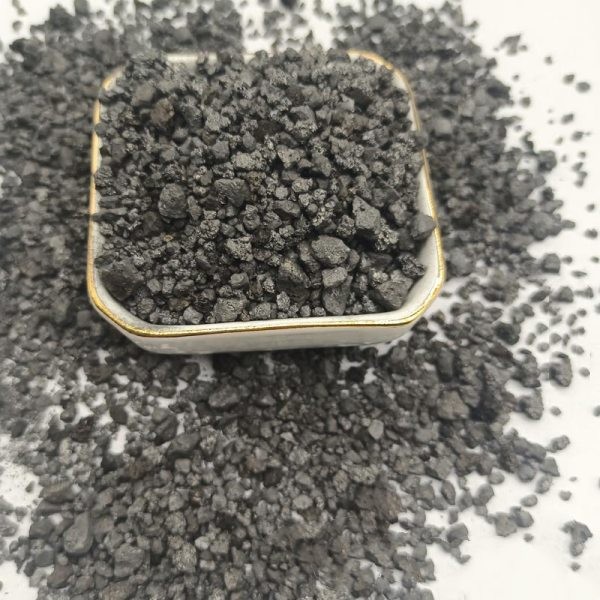 Graphitized Petroleum Coke 3-5mm Carbon Raiser Good Pet Coke GPC