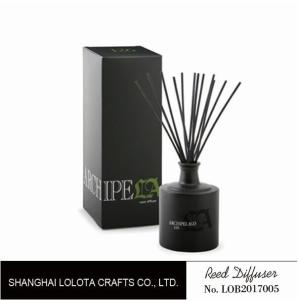 Quality Black round bottle glass reed diffuser with black sticker and folding box wholesale