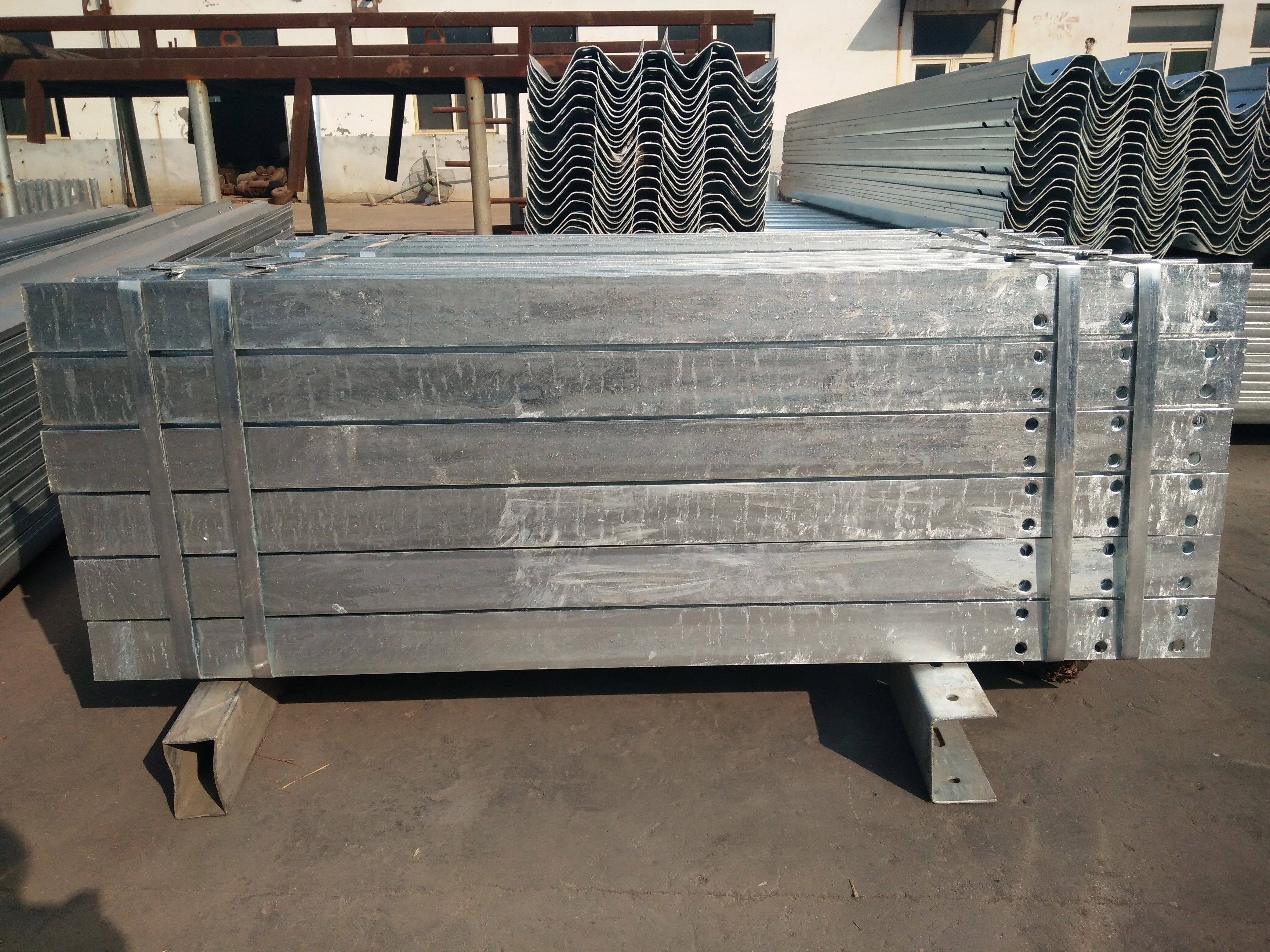 Road Traffic Safe H Post for Security Zinc Coated Galvanized Steel Highway Guardrail