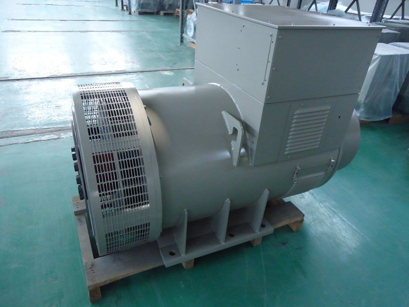 300KW Double Bearing Alternator With First Class AVR IP22 AC Single Phase