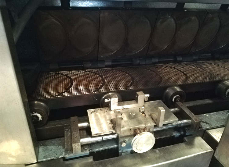 Commercial Best Belgium Waffle Cone Making Machine Nodular Cast Iron