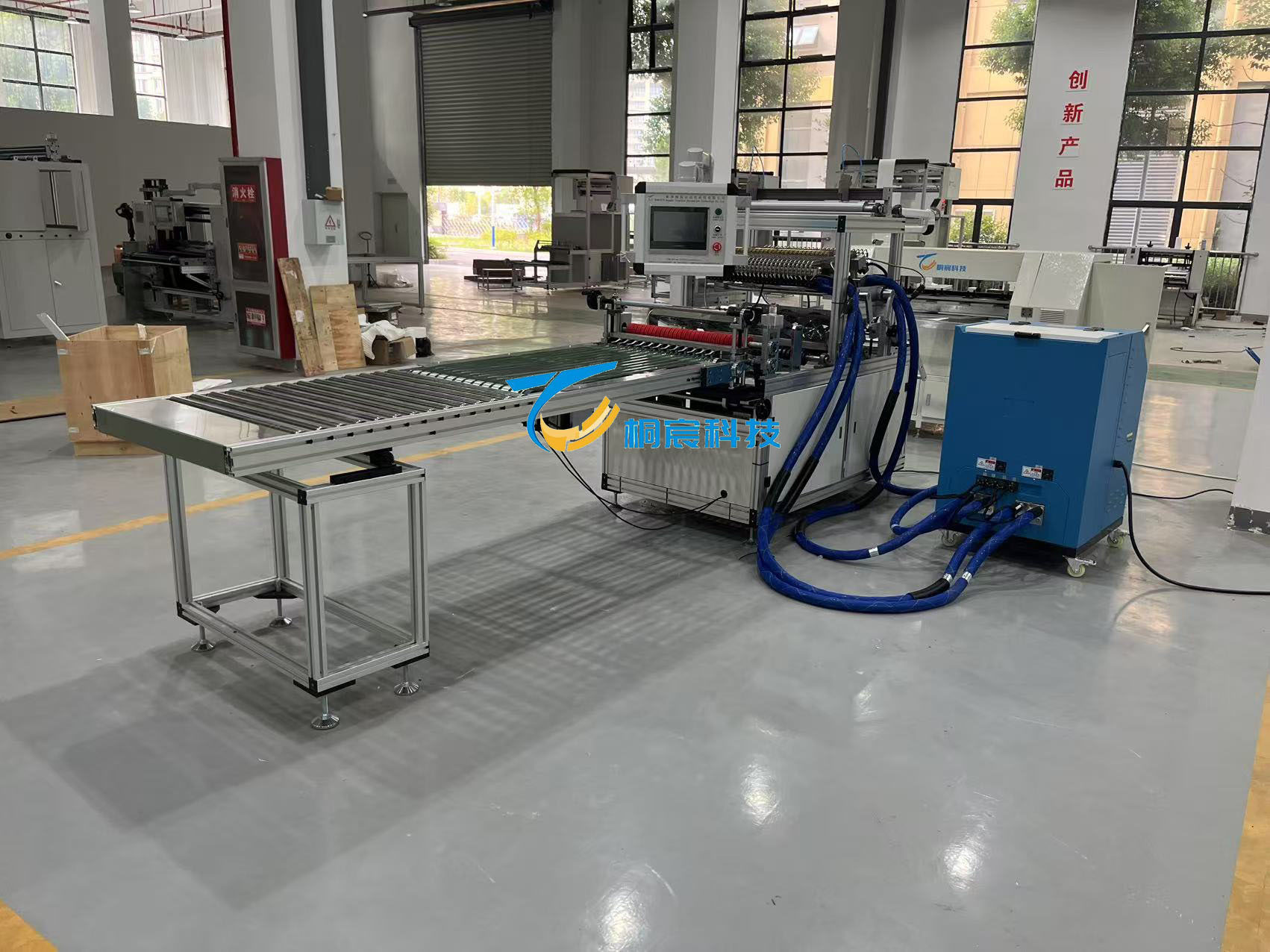 Programmable Filter Production Equipment 4m/min - 15m/min PP Filter Making Machine With Gluing