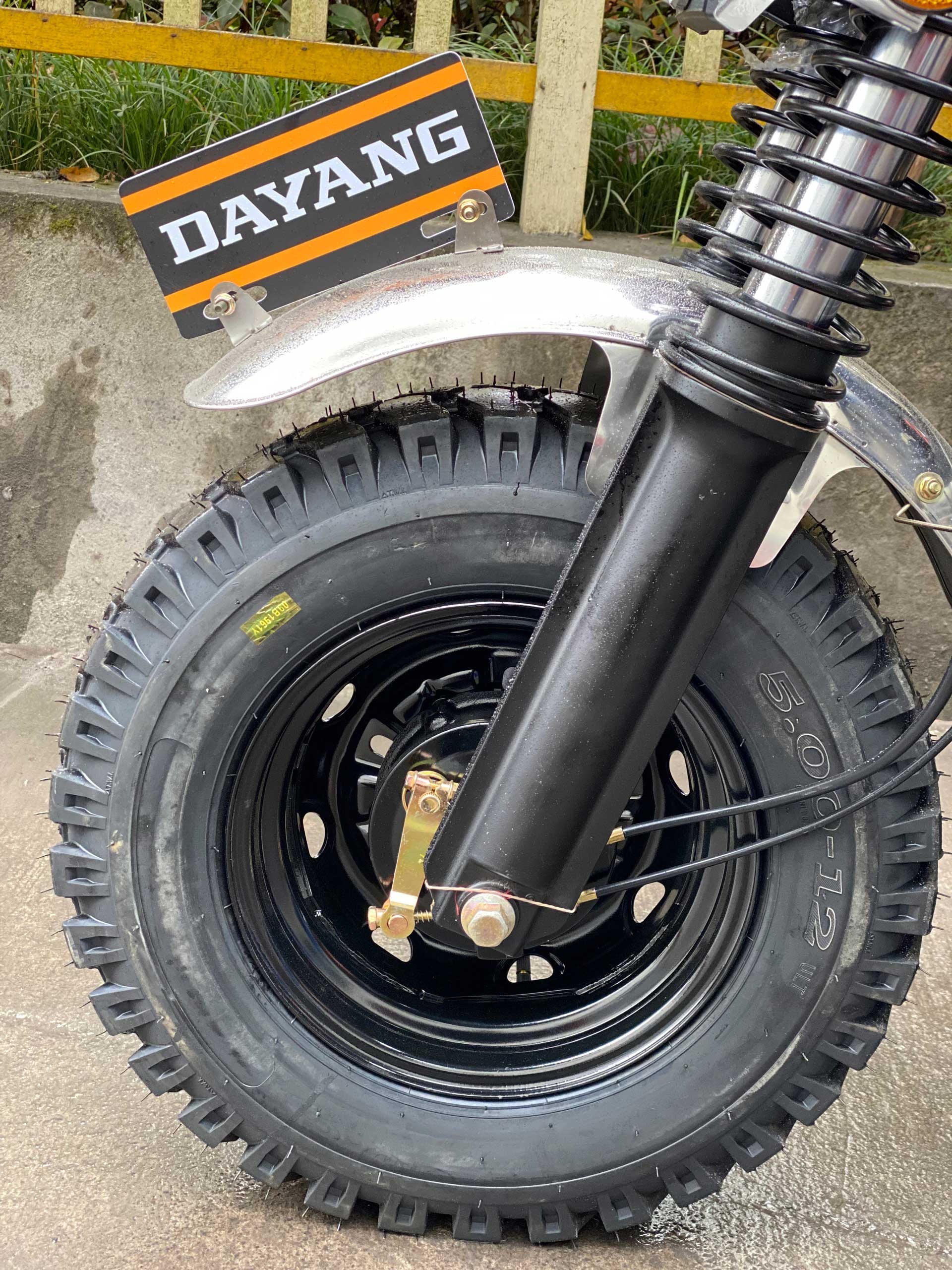DAYANG High Stability Sales Cargo Tricycle with Full Float Belt and Changan Rear Axle