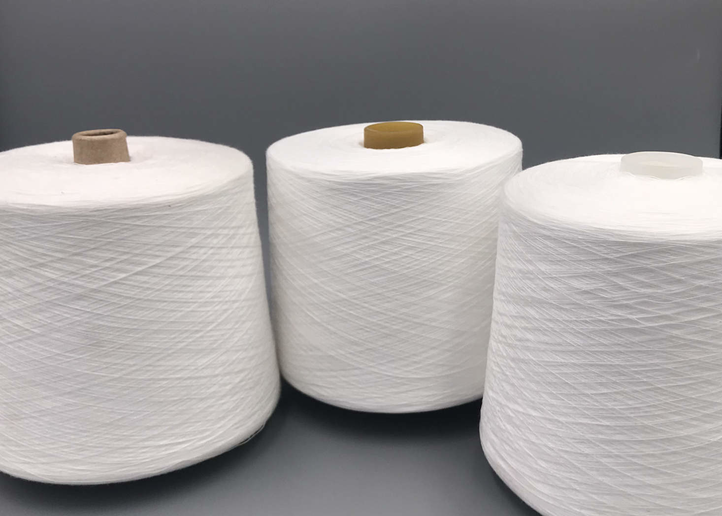 Factory 100% Virgin Ring Spun T60S/2/3 Stainable Polyester Twisted Yarn