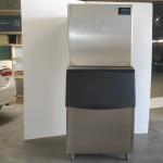 560*830*1050mm 750W Commercial Ice Cube Maker