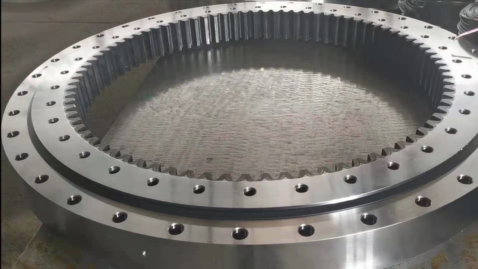 Komatsu PC60-6 Swing Bearing Slew Bearing Slewing Bearing