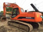 China Mini Excavator Widely Used Closed Cabin Excavator