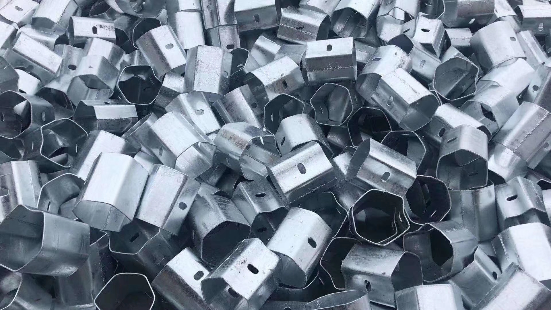 Q235 Q345 Galvanized Steel Highway Guardrail Block Spacer For Roadway Protection
