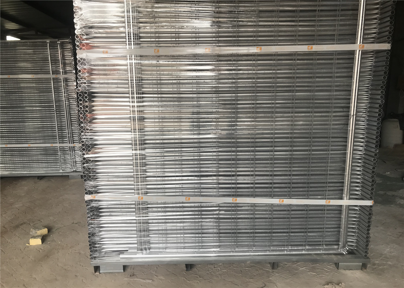 Buy Temporary Fencing Melbourne 2100mmx2400mm OD32mm*1.40mm