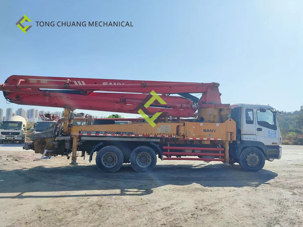 In 2010 Sany Heavy Industry 37 Meters Isuzu Second Hand Concrete Pump Truck