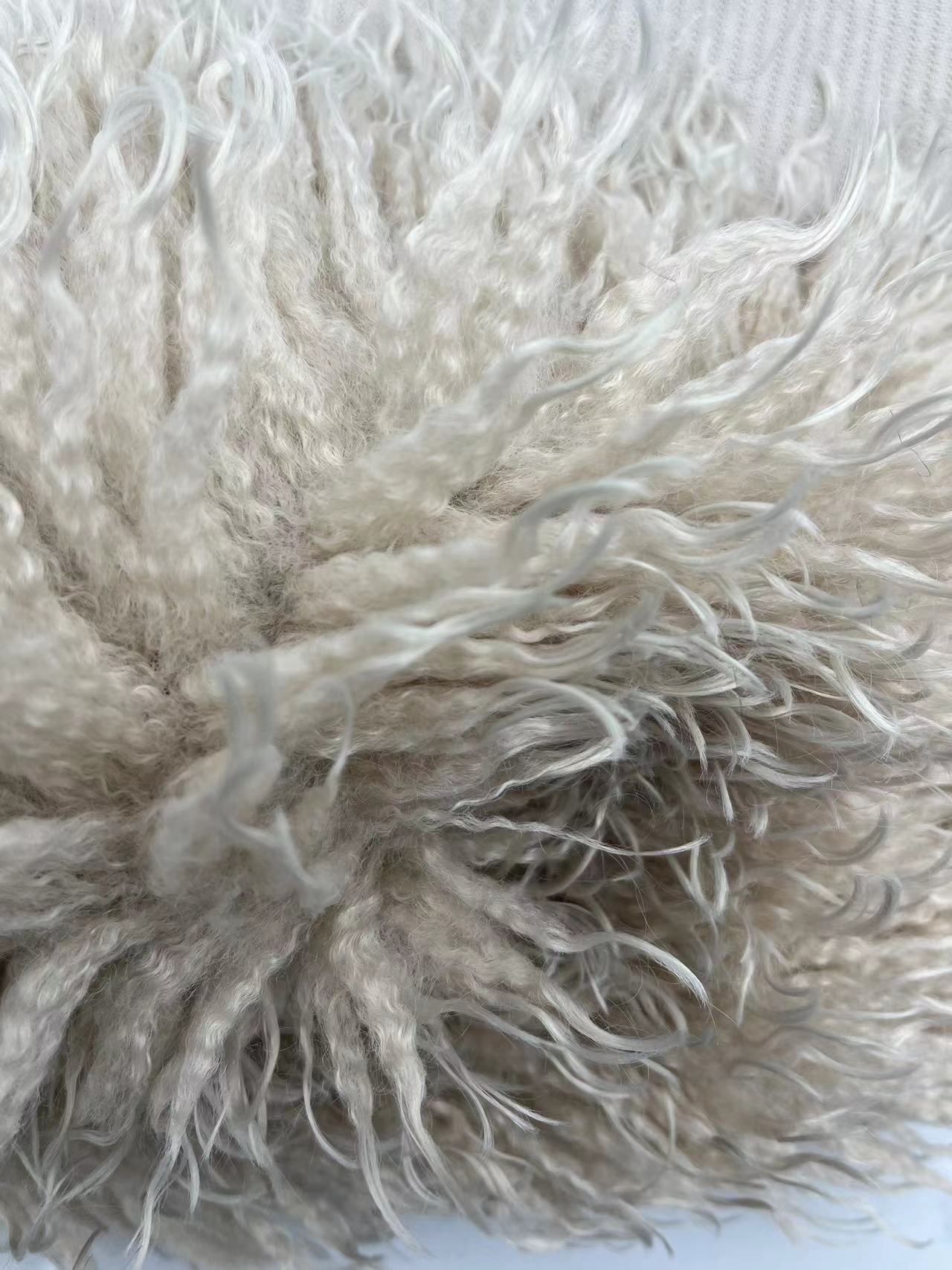 Customized 100% Polyester Knitted Terry Teddy Fur Velvet Fabric for Garment Production