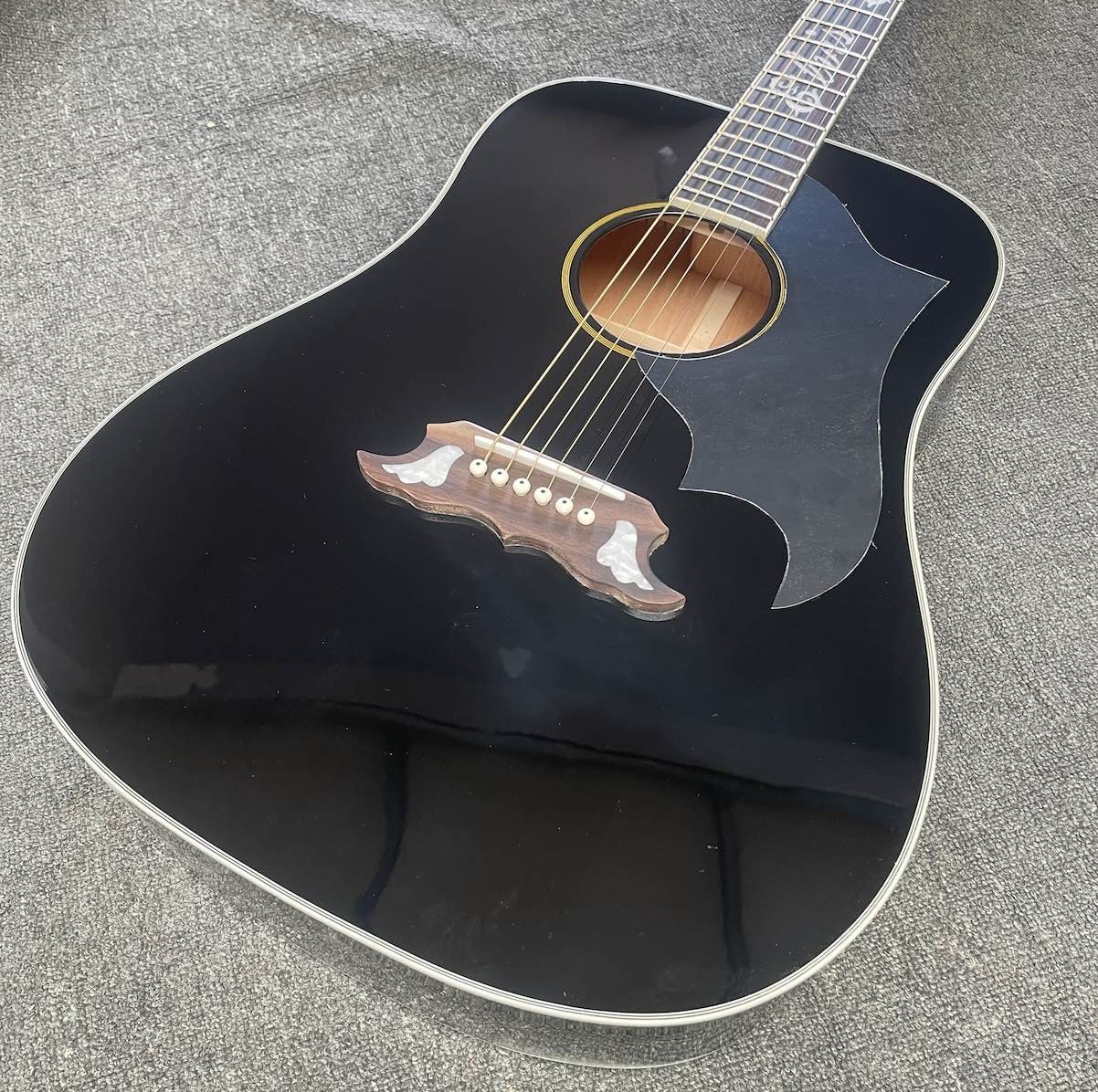 Miniature Acoustic Guitar ELVIS PRESLEY Dove Ebony Custom Black