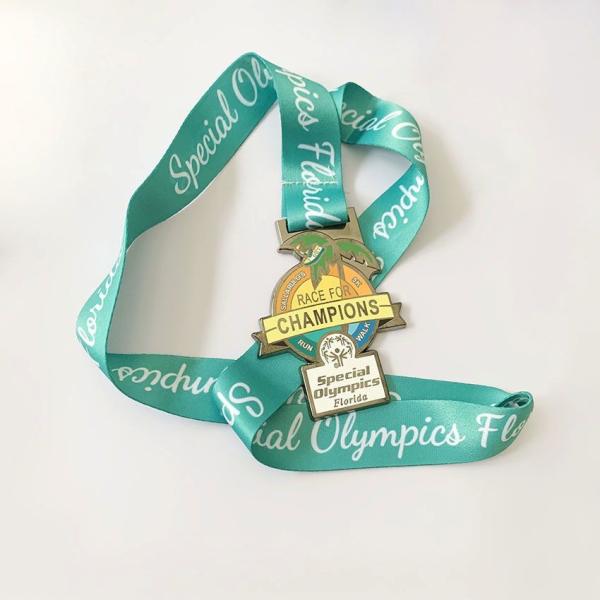 Custom Logo Sports Stamping Press Honorary Custom Event Medals Golden Cool