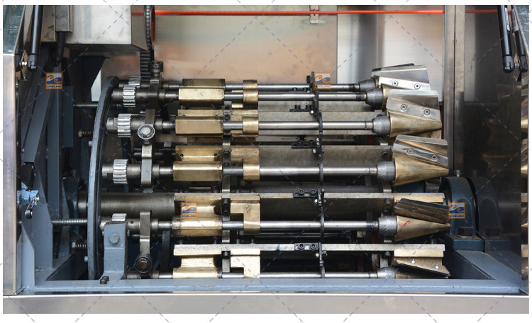 Less Gas Consumption Wafer Production Line Fully Automatic 6000 Standard Cones / Hour