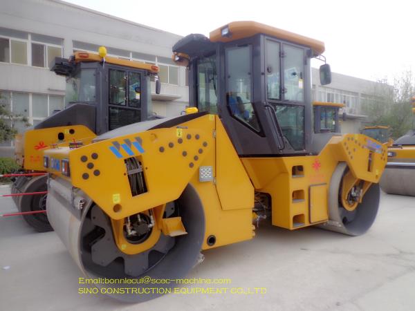 30 Ton Hydraulic Roller Machine For Road Construction Pneumatic Rubber Tire