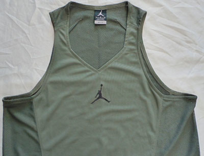Hot Transfer Printed V Neck Mens , Sleeveless Tank Top For Sports Army Green