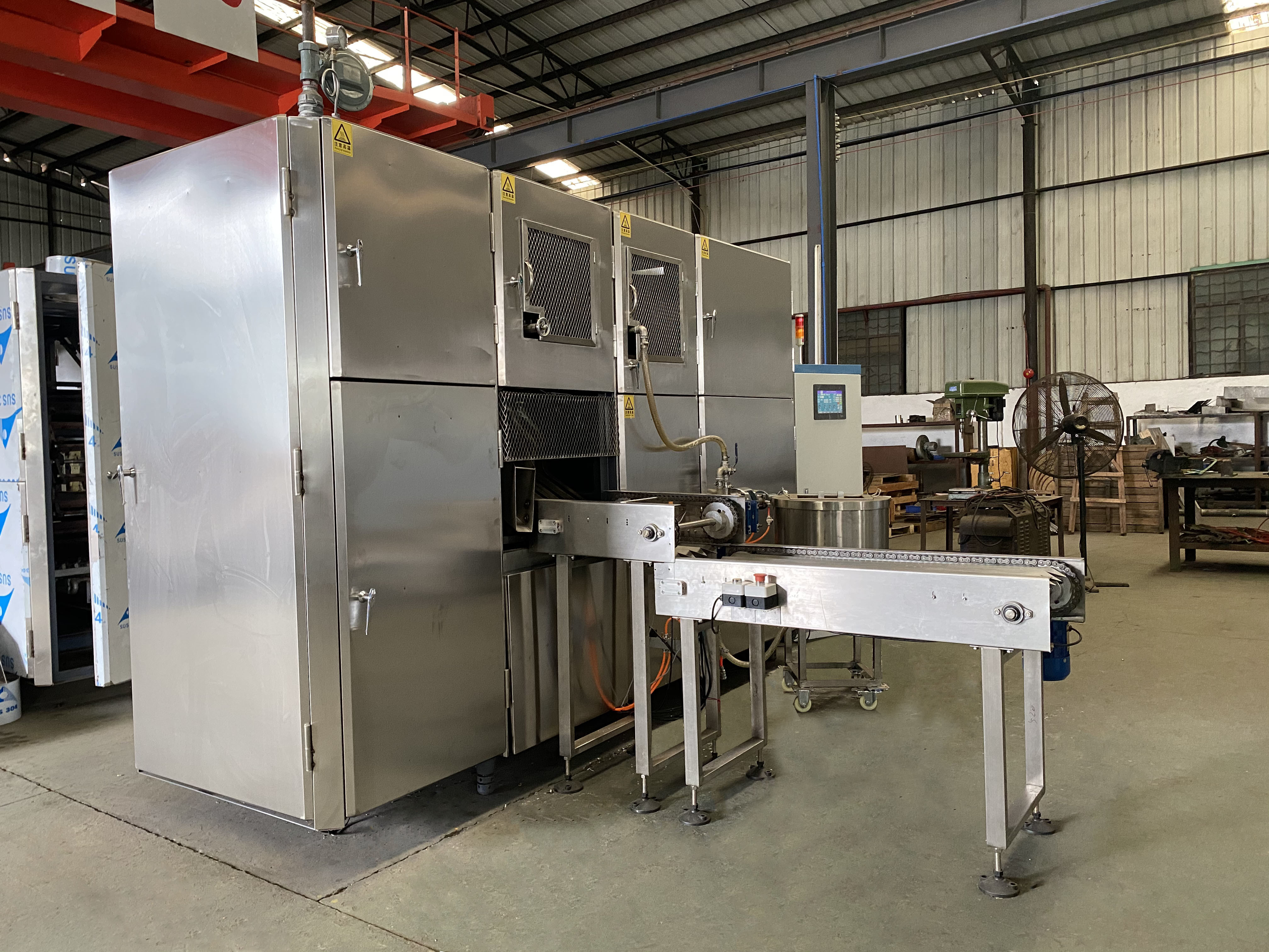 2.25kw 5000pcs/H Waffle Cone Making Machine 5 Slots Conveyor