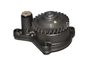 Quality Yanmar Diesel Engine Parts Yammar 4d84 Oil Pump With Gear Small Volume wholesale