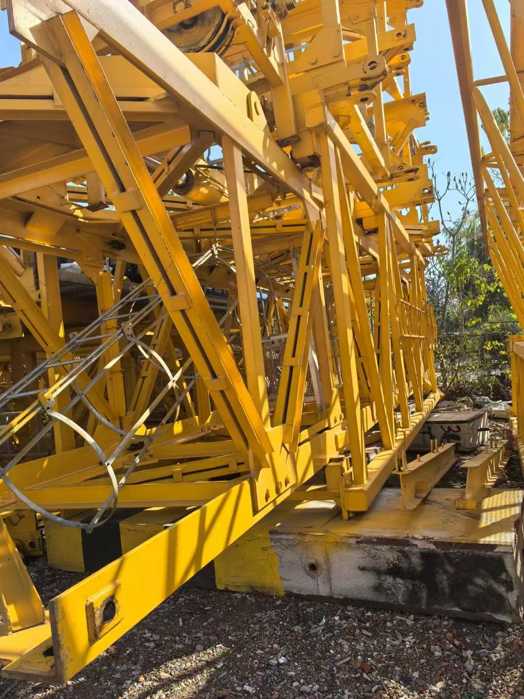 2019 Zoomlion Tower Crane Easy to Operate Quick Installation and Disassembly Rotation Speed 0.8r/min Independent Height 42m