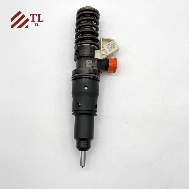 85020204 85020362 85022037 85023247 85023255 Fuel Injector for Volvo Construction Machinery Parts