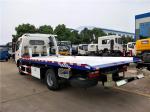 Dongfeng Wrecker Tow Truck 4 Ton , rescue Flatbed Towing Truck