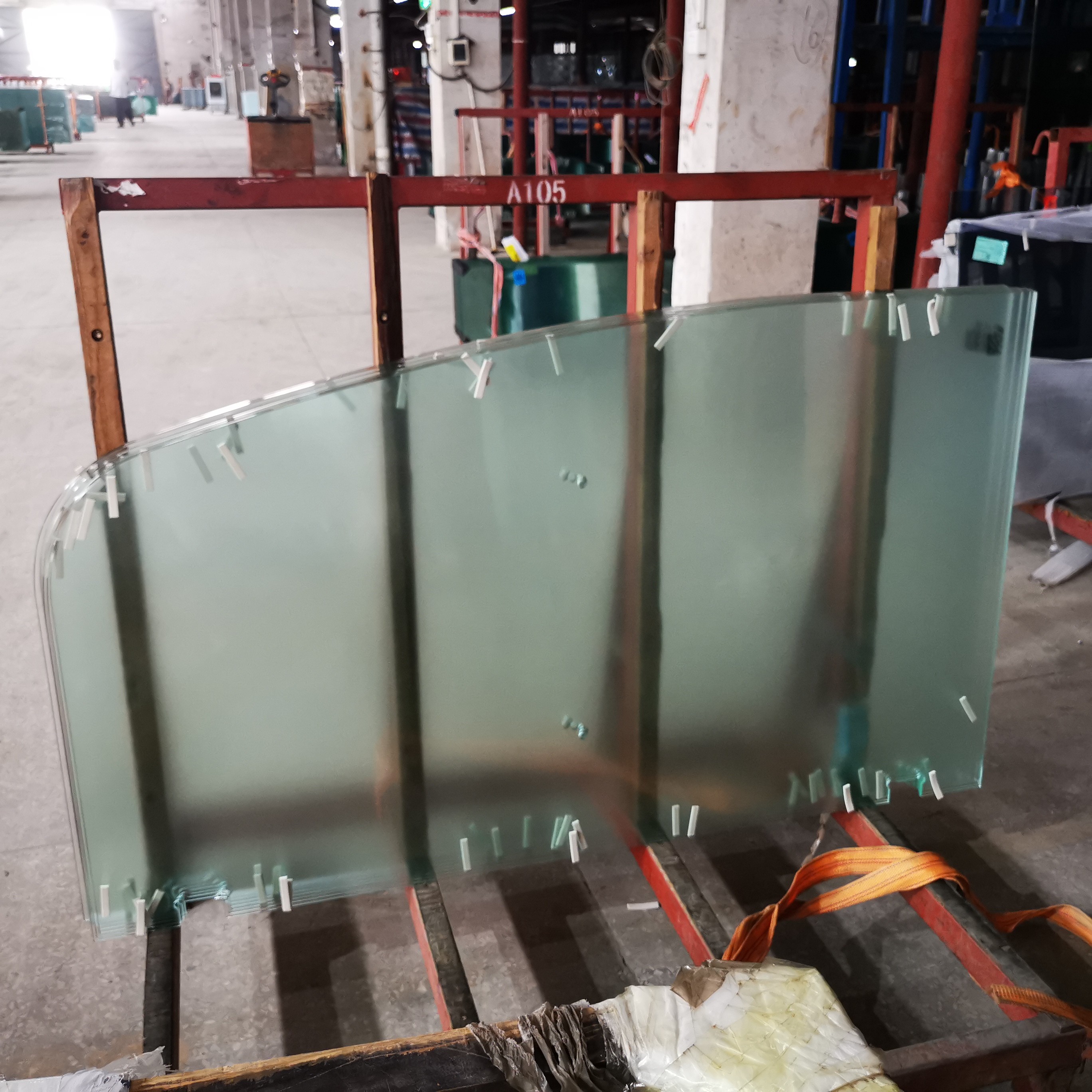 6mm Nano Self Cleaning Arc Shaped Shower Tempered Glass Bathtub Screen