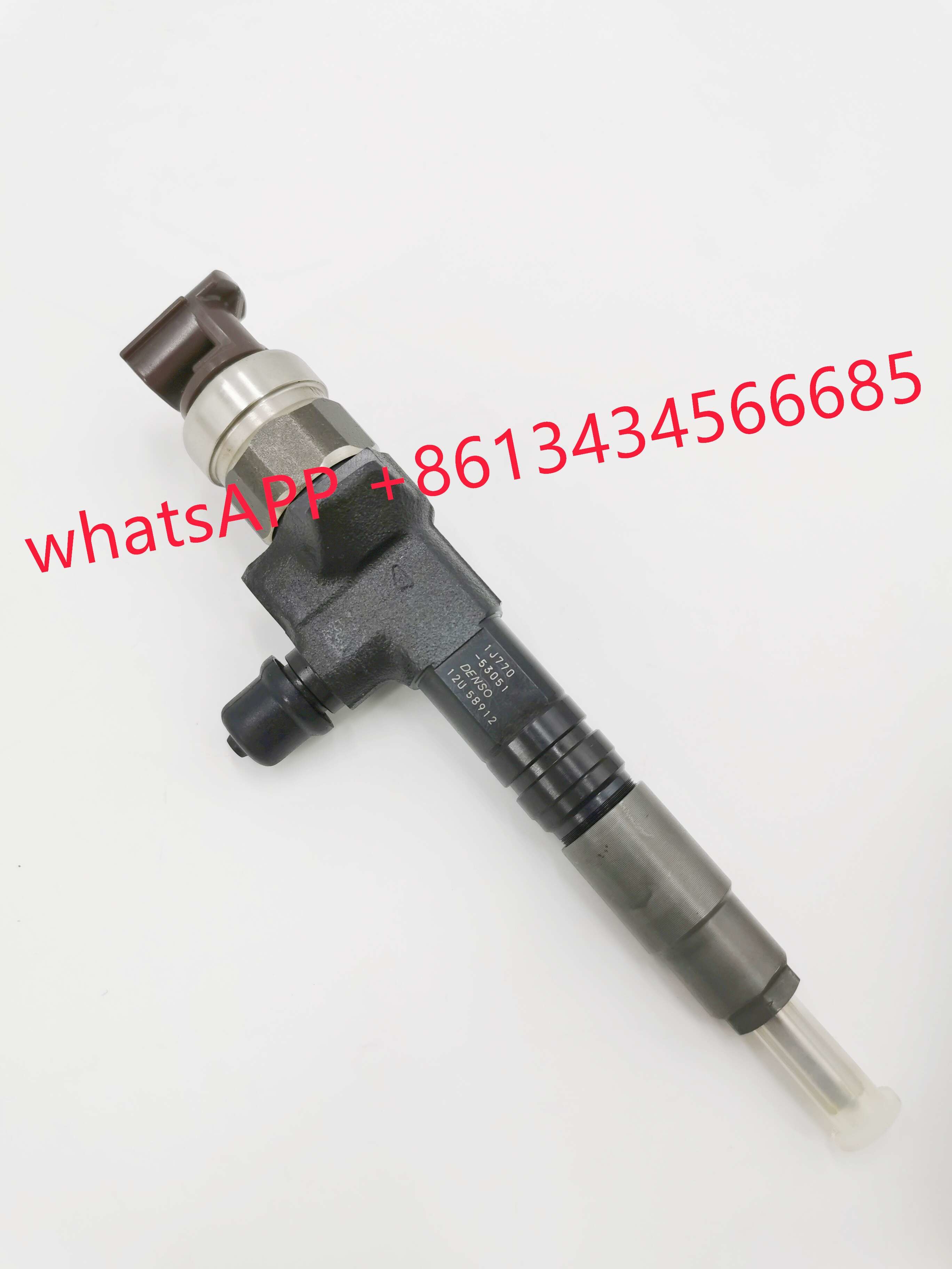 V3307 1J770-53050 Denso Diesel Fuel Injectors 1J770-53051 295050-1980 For KUBOTA