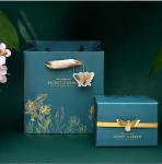 Manufacturer Customized Recyclable Wholesale party personalised gift box with