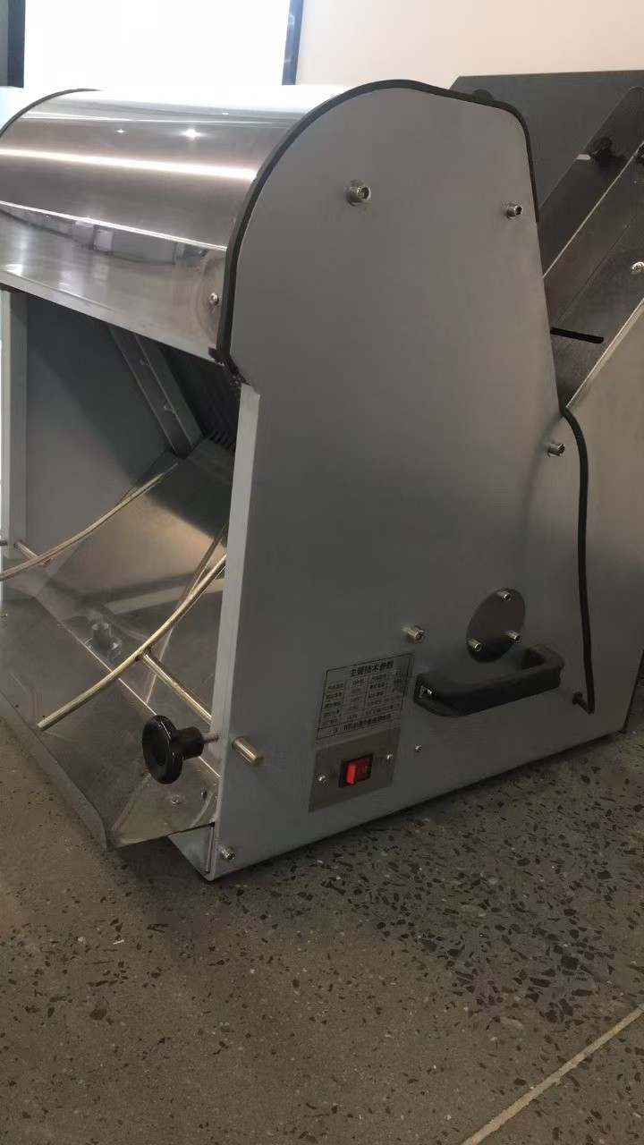 Electric 220V Table Top Toast Bread Slicer Machine