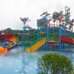 ISO9001outdoor Water Play Areas Outside Water Park With Plastic Foam