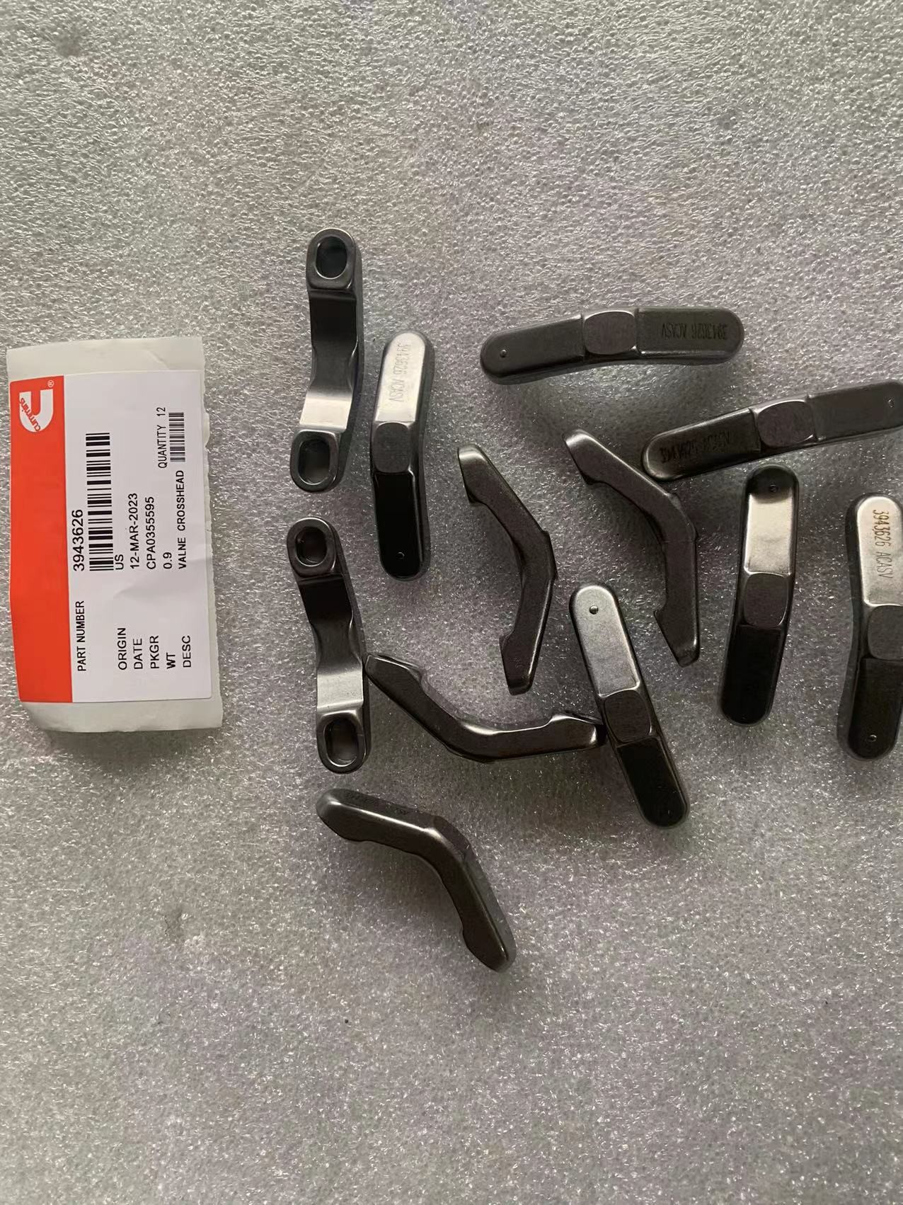 Rocker Arm Bridge 3943626 For Cummins Diesel Engine Part