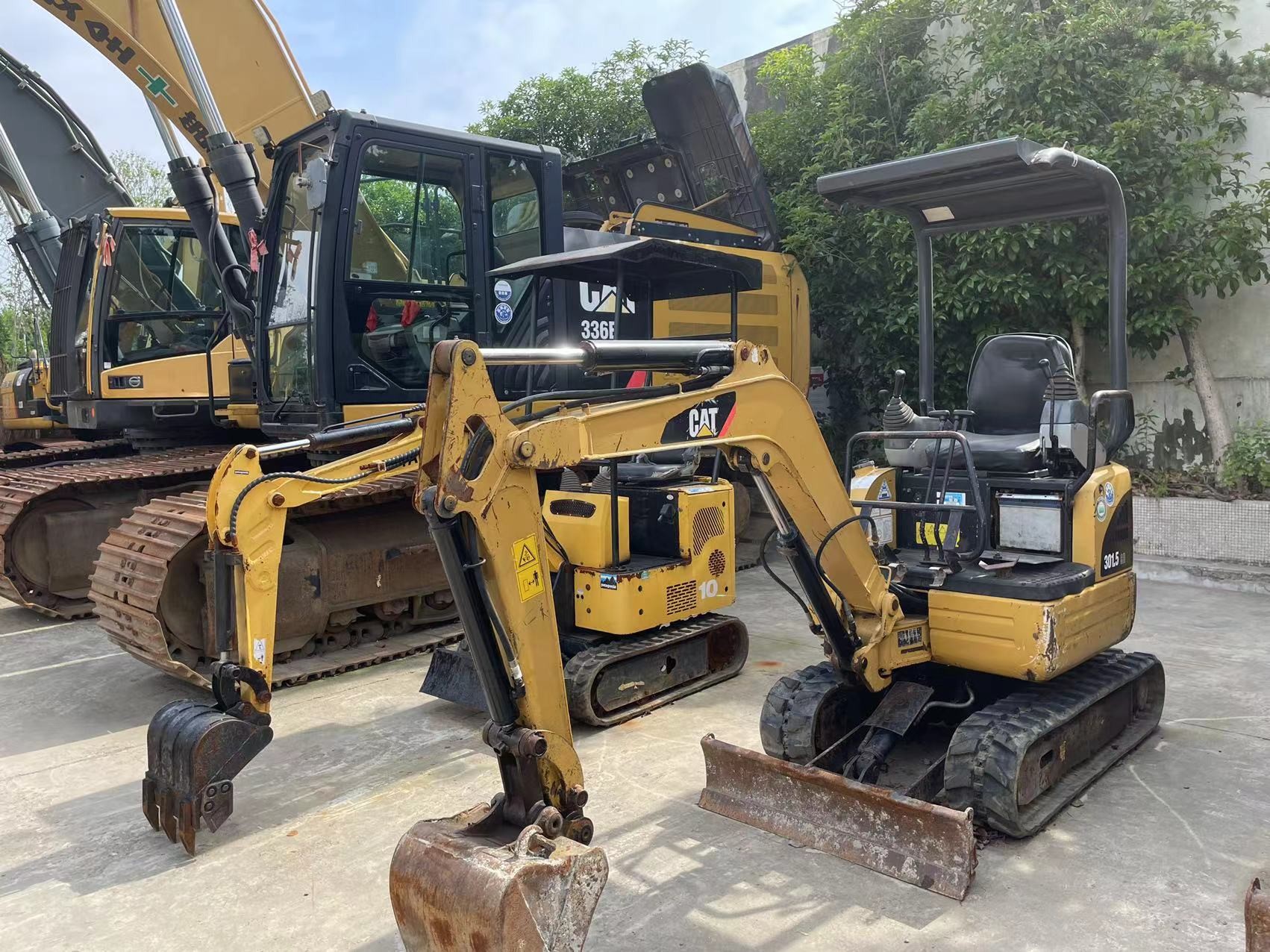 Caterpillar 301.5CR Second Hand Excavator Mini Size with Original Color