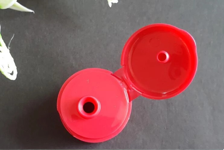 Red Bottle Flip Cap Durable Body / Natural Color Dispensing Caps For Liquid Containers