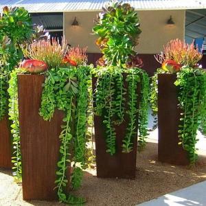 Quality Column Tower Corten Steel Cube Planter 2-3mm Thickness wholesale