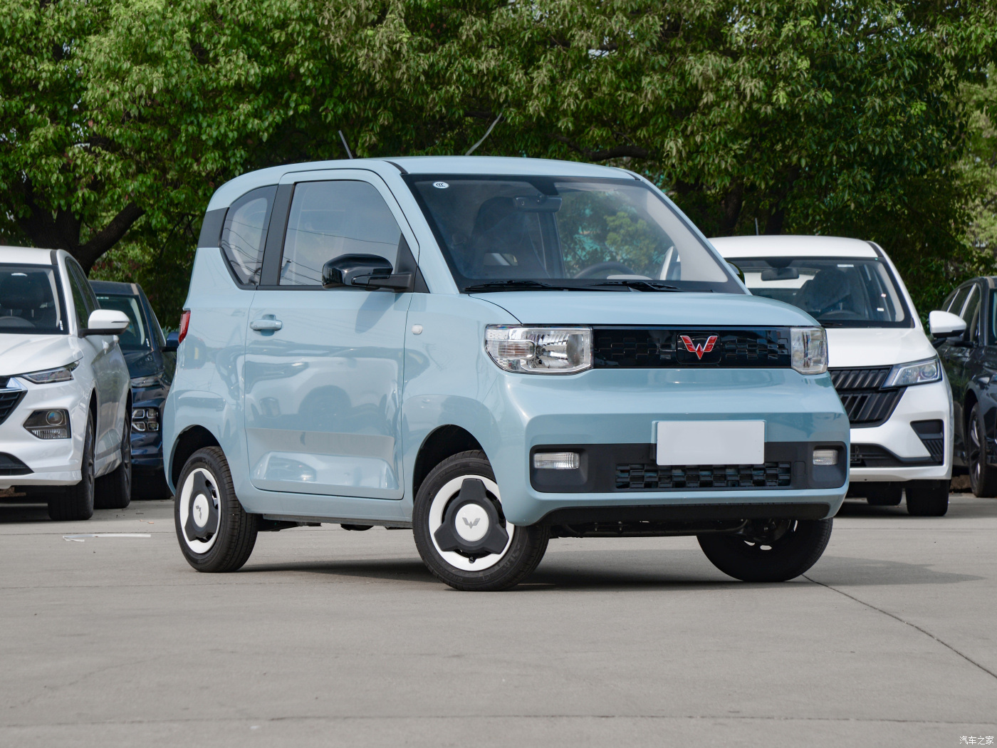 Wuling Mini EvElectric Car Hongguang MINIEV 2022 easy model lithium iron phosphate made in china new car products