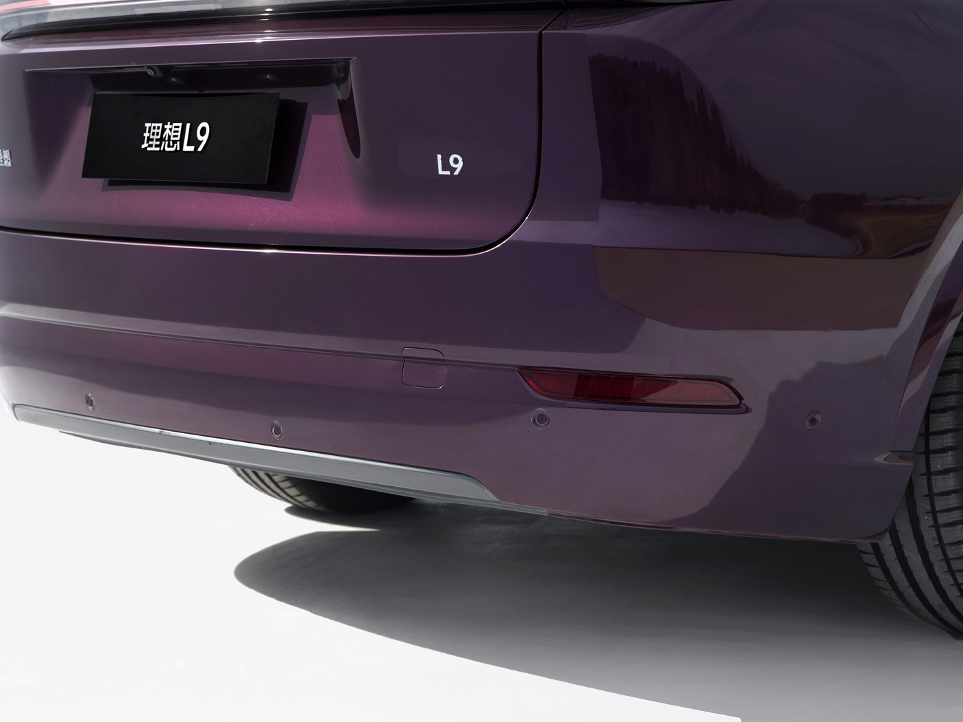 Customizable Lixiang Li 9 Ideal L9 Rear Bumper for Your Car's Specific Auto Parts Needs