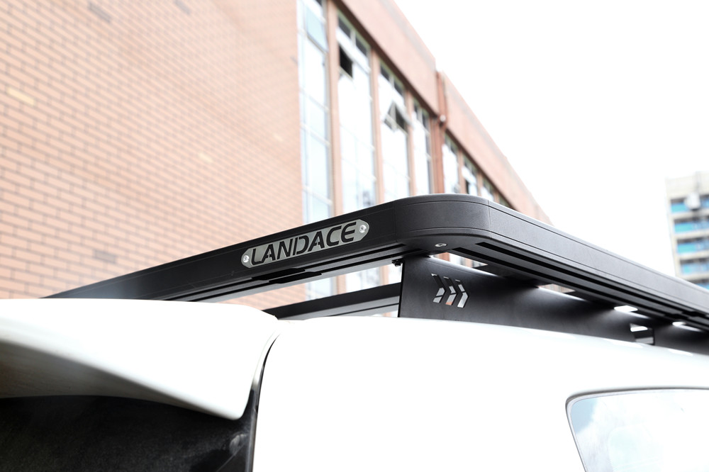 Customized Multi-functional Roof Platform for Cruiser LC200 at Direct