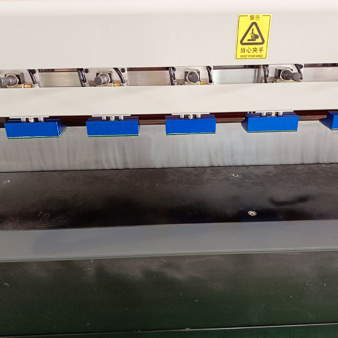 1350mm Working Length Acrylic Diamond Polishing Machine With Belt Feed Acrylic Bevel Edge Polishing Machine