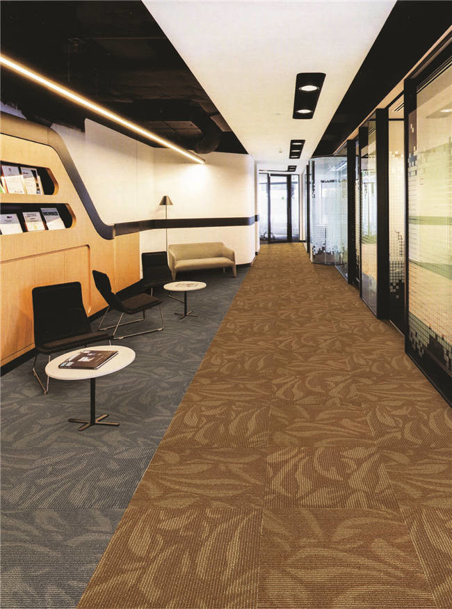 550g / M2 Pile Weight Commercial Carpet Tiles With 3 - 4 Mm Pile Height