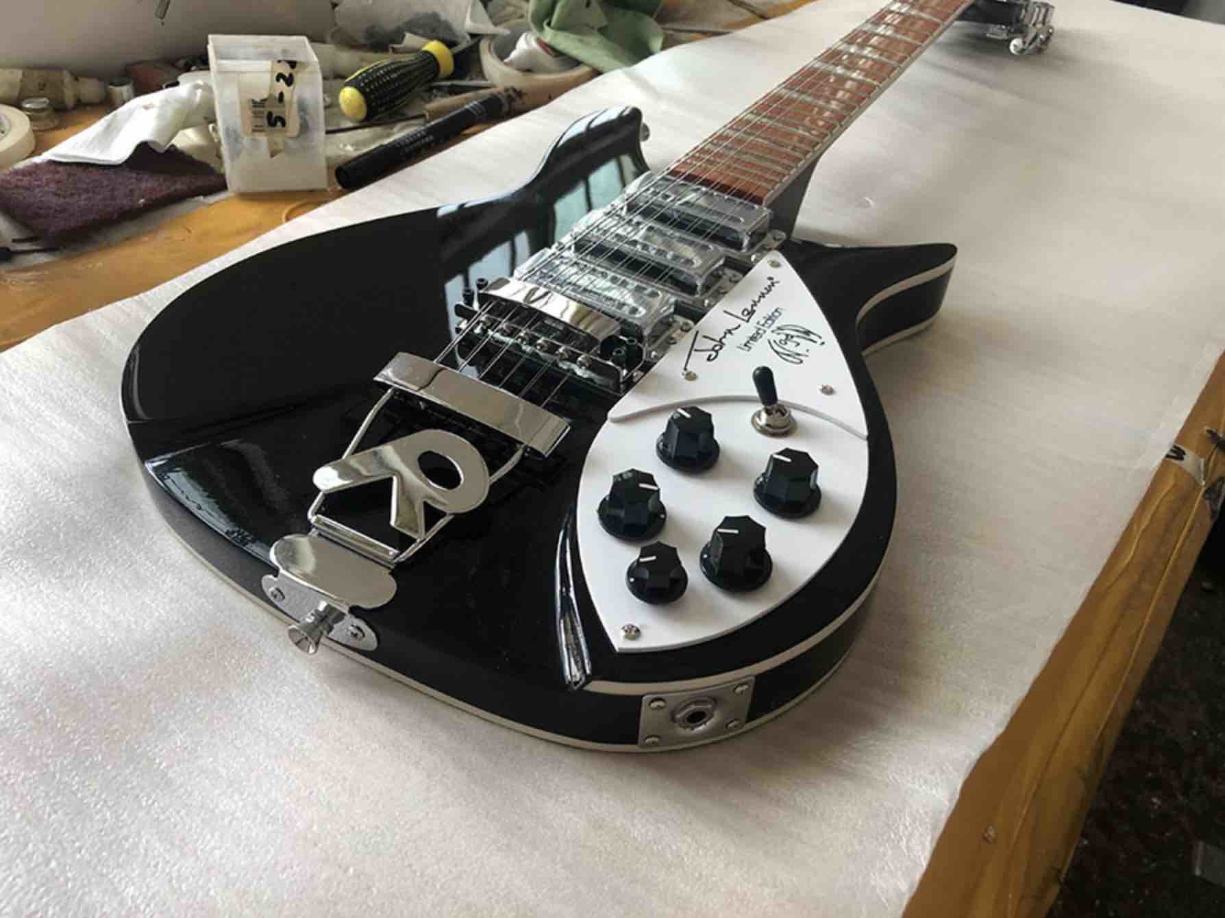 Body Celluloid Back Side 12 Strings Ricken 325 Electric Guitar BlackMahogany Body Rosewood Fingerboard Accept Customized