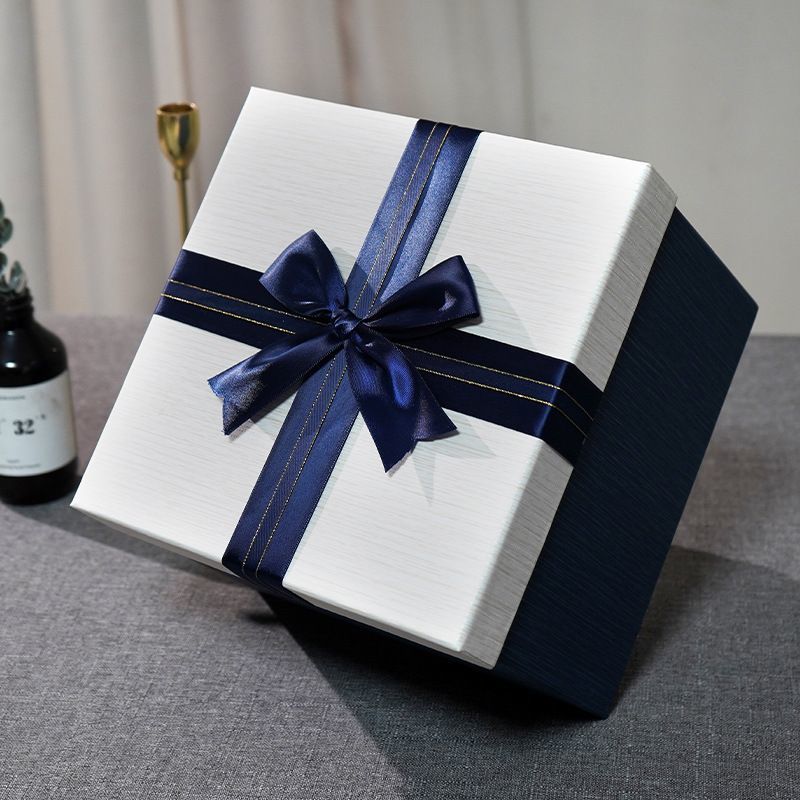 Wholesales Cardboard Package Carton Box, Lid and Base Paper Packaging Gift Box