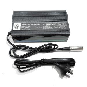Quality Fireproof Solar 12v 20a Car Battery Charger Microprocessor Control wholesale