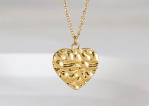 Quality Fashion titanium steel peach heart necklace temperament pendant stainless steel love chain bar accessories wholesale