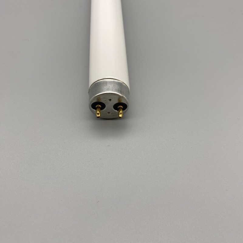 15W 10.0 UVB T8 Fluorescent Fixture 18 UVA UVB Fluorescent Tubes