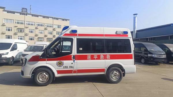 China 4*2 Diesel Engine Emergency Ambulance Car GVW 3510 Kgs Ambulance For