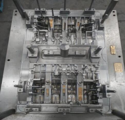 Cheap Smooth Surface Finish Die Cast Aluminum Tooling , Aluminum Casting Molds for sale