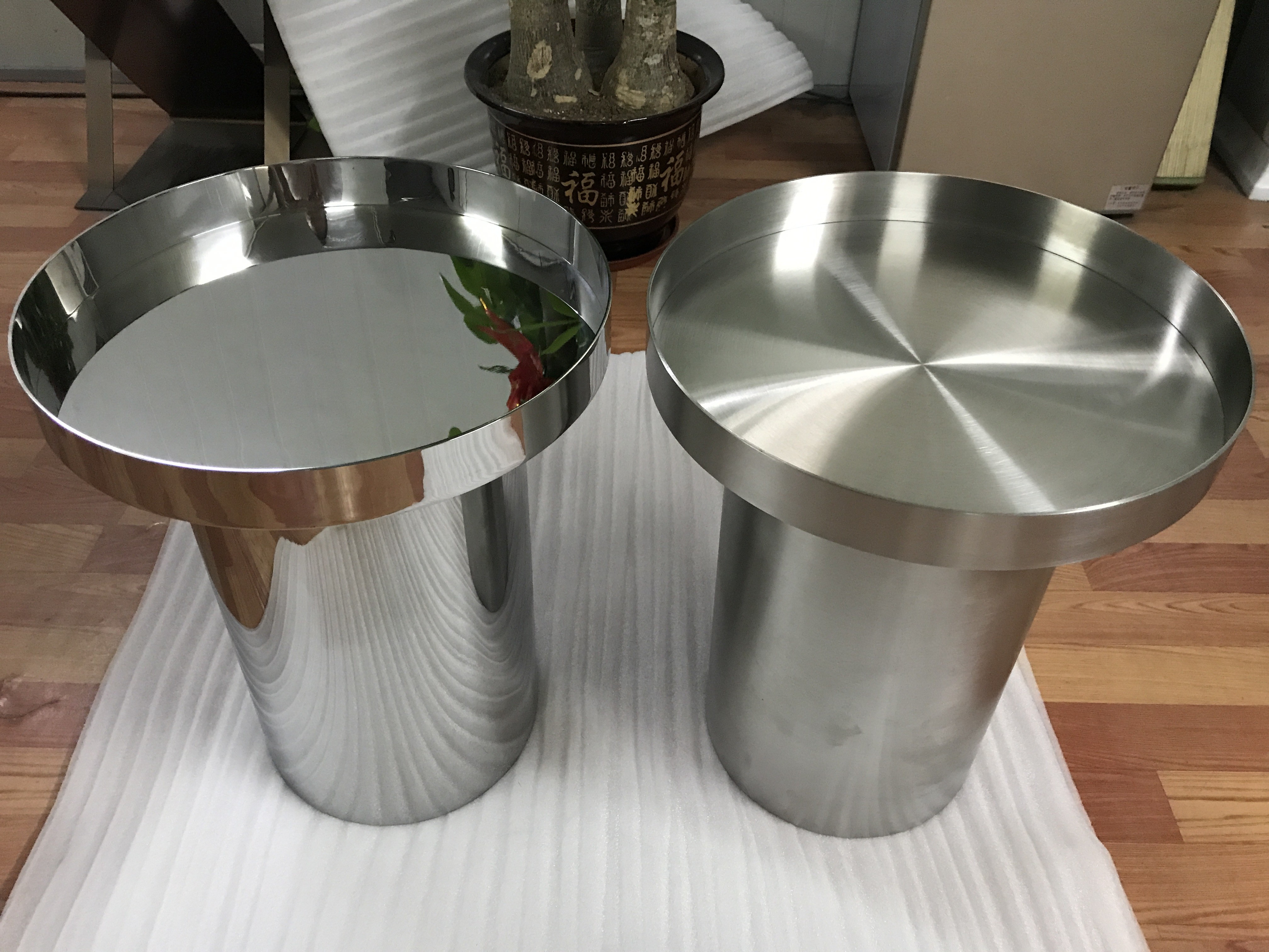 furniture accessory Stainless Steel Table, Round or oval table coffee table