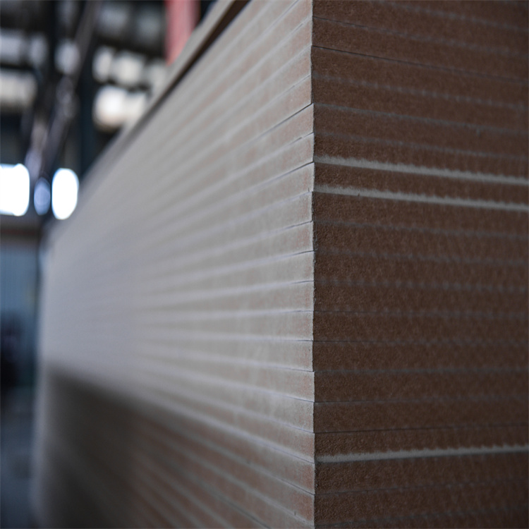 3mm 6mm Raw MDF Medium Density Fibreboard E0 For Wardrobe Door