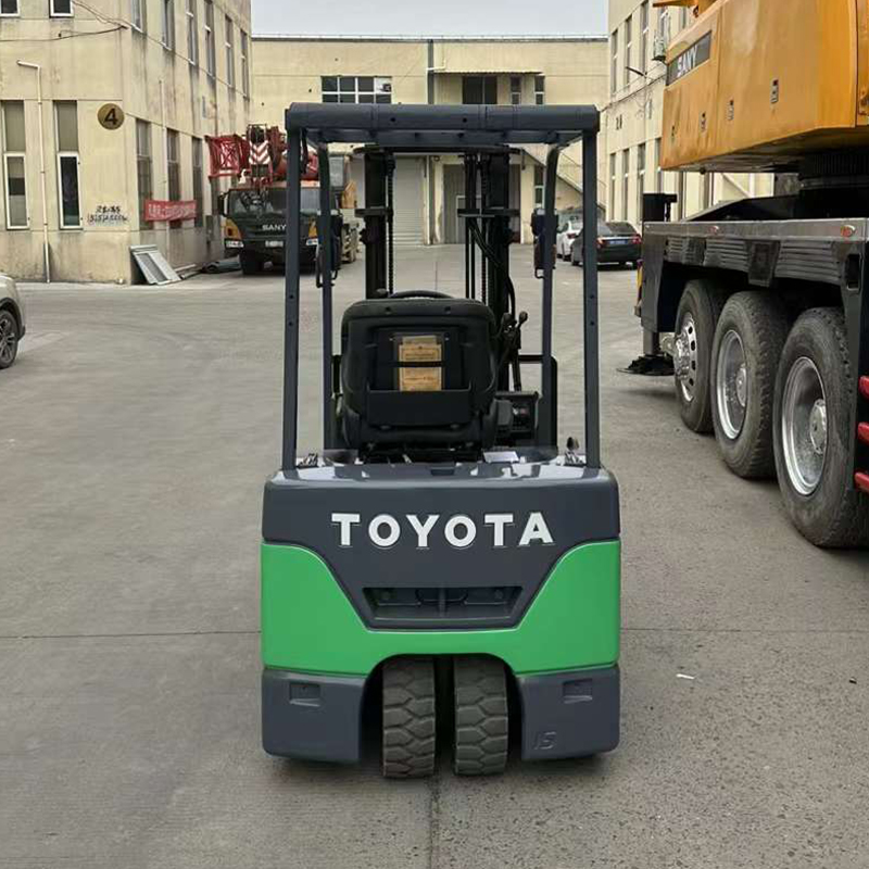 4-Wheel Drive Electric Forklift 1 Ton 1.5 Ton 2 Ton Used Toyota with 1070mm Fork Length