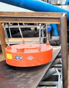 Quality Suspension Height ≤550mm Electromagnetic Iron Remover for Steel Production wholesale